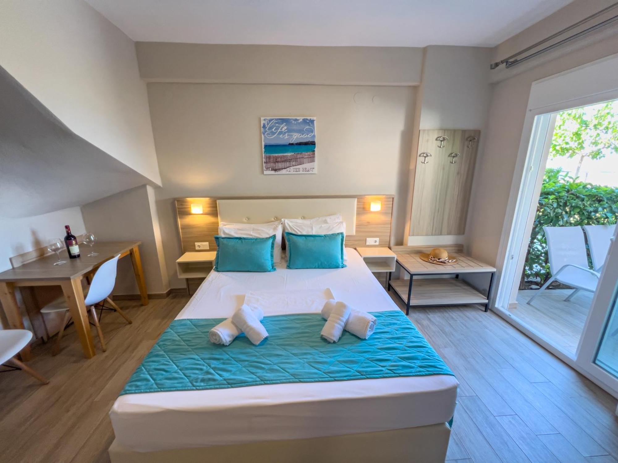 Yalos Beach Maisonettes Skala Sotiros Exterior foto