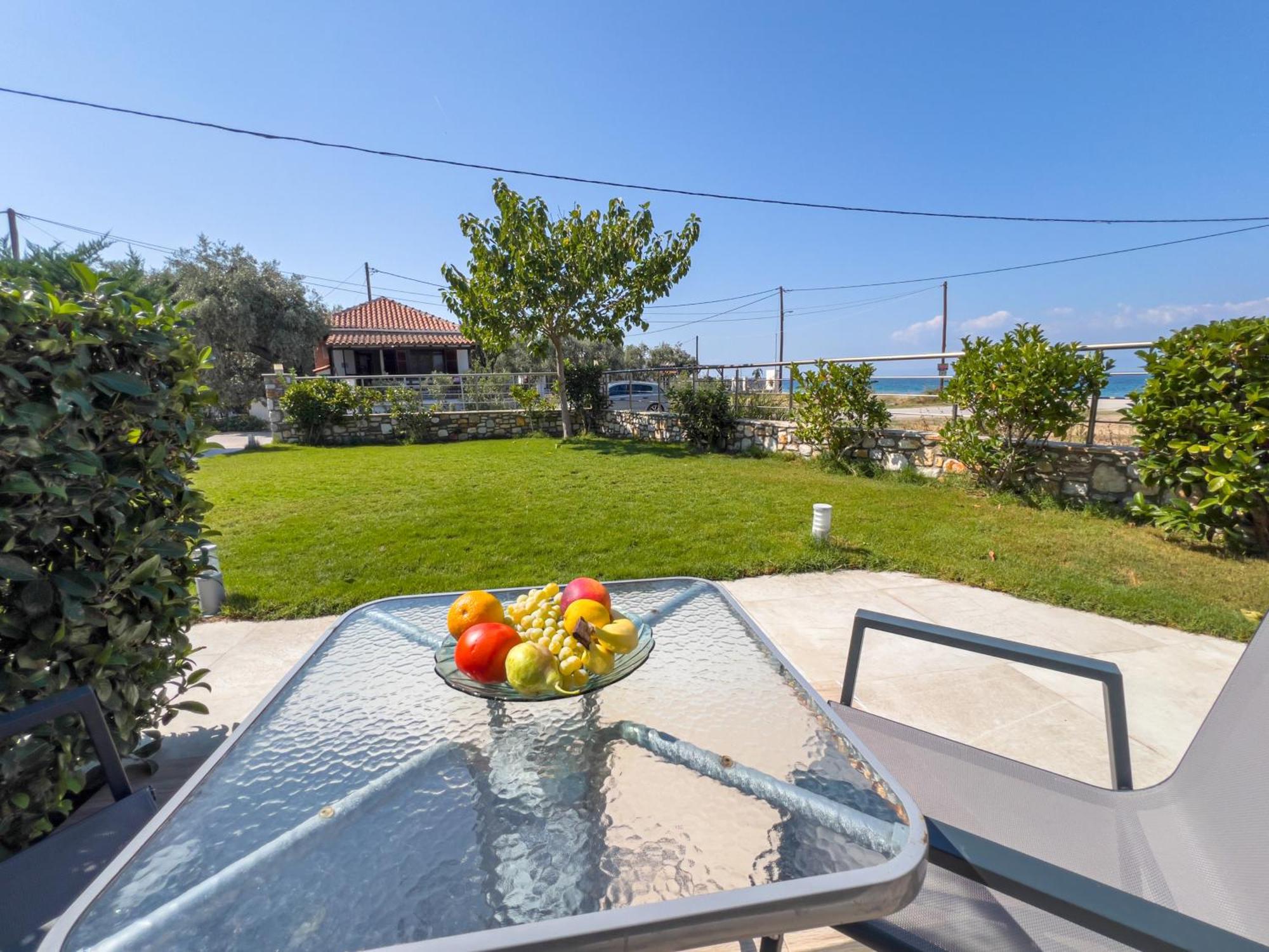 Yalos Beach Maisonettes Skala Sotiros Exterior foto