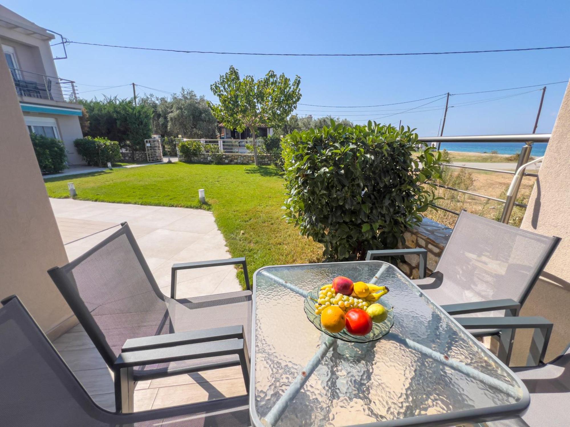 Yalos Beach Maisonettes Skala Sotiros Exterior foto