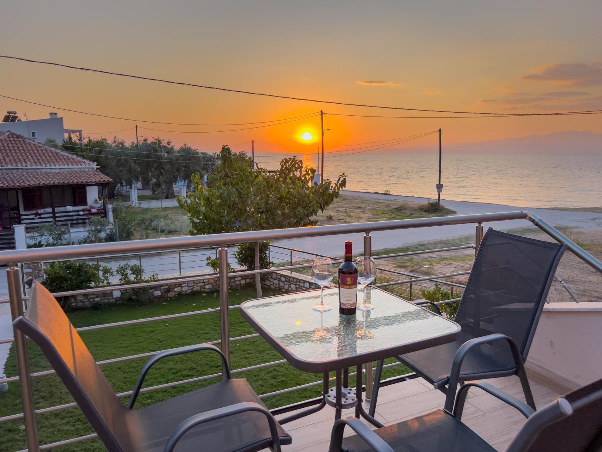 Yalos Beach Maisonettes Skala Sotiros Exterior foto