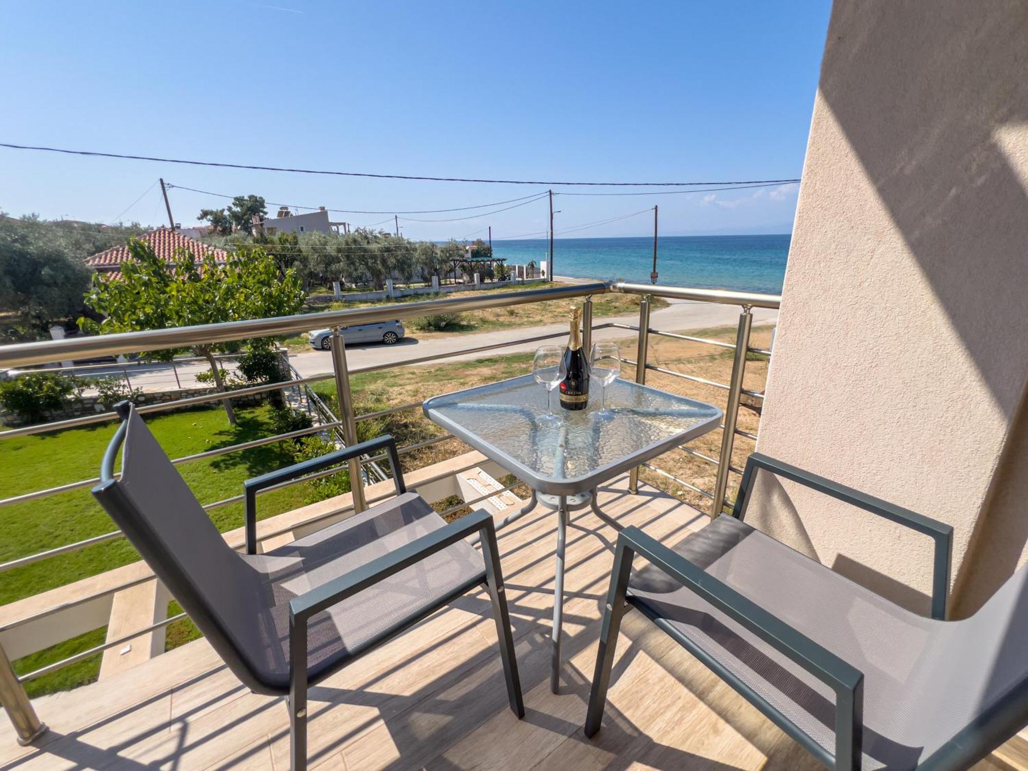 Yalos Beach Maisonettes Skala Sotiros Exterior foto